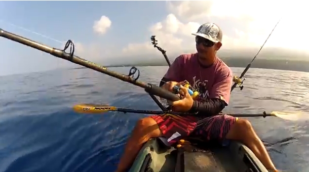 VIDEO: Extreme kayak fishing – black marlin